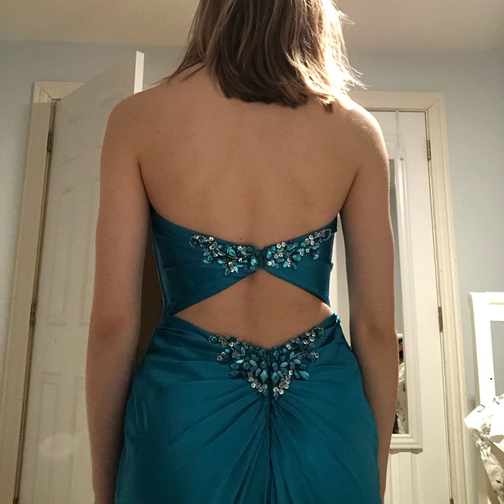 Prom Dress - Picture 4 of 4